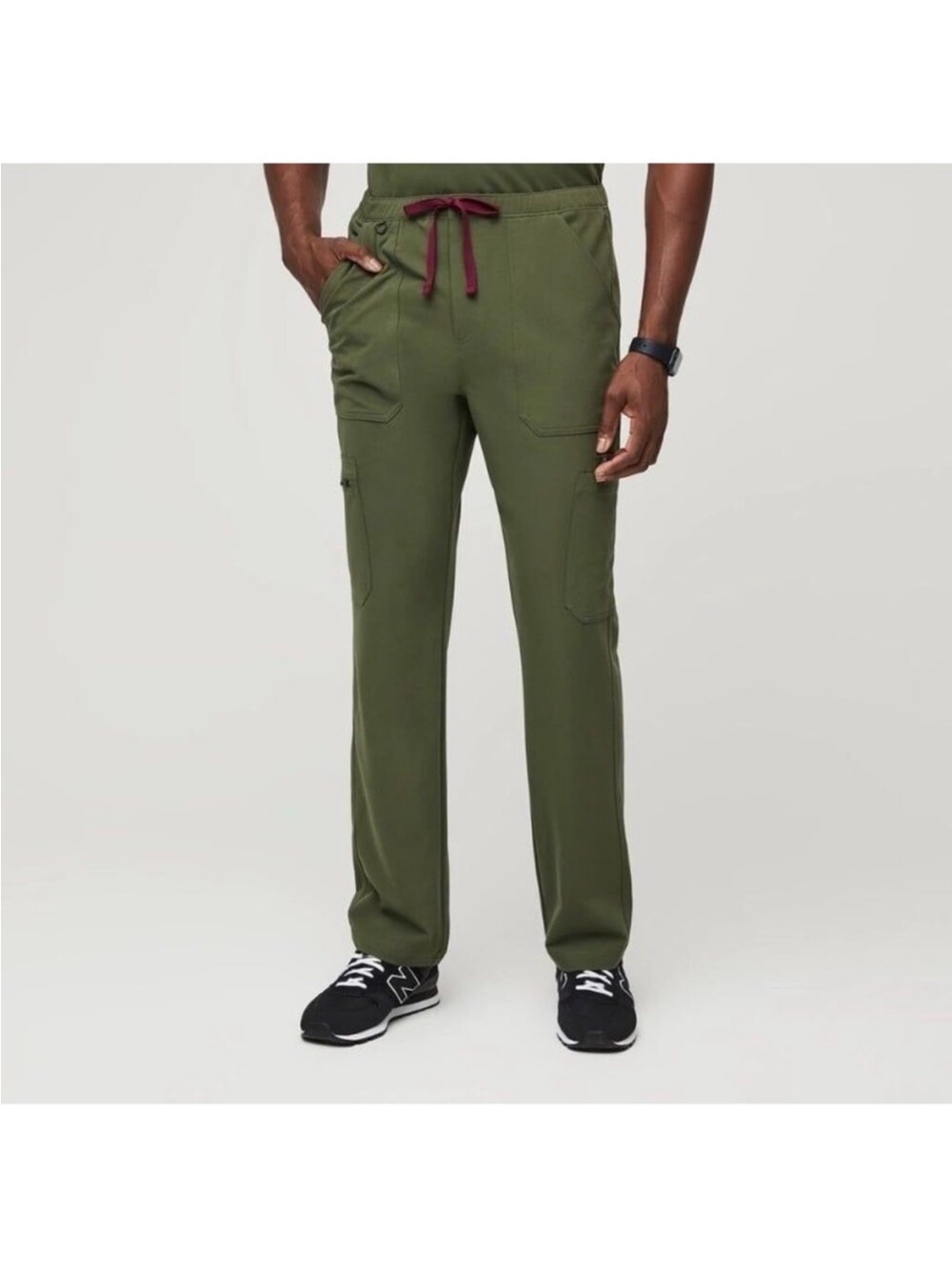 FIGS Men’s Cairo Cargo Straight Leg Scrub Pants Dark Olive Green Size Small
